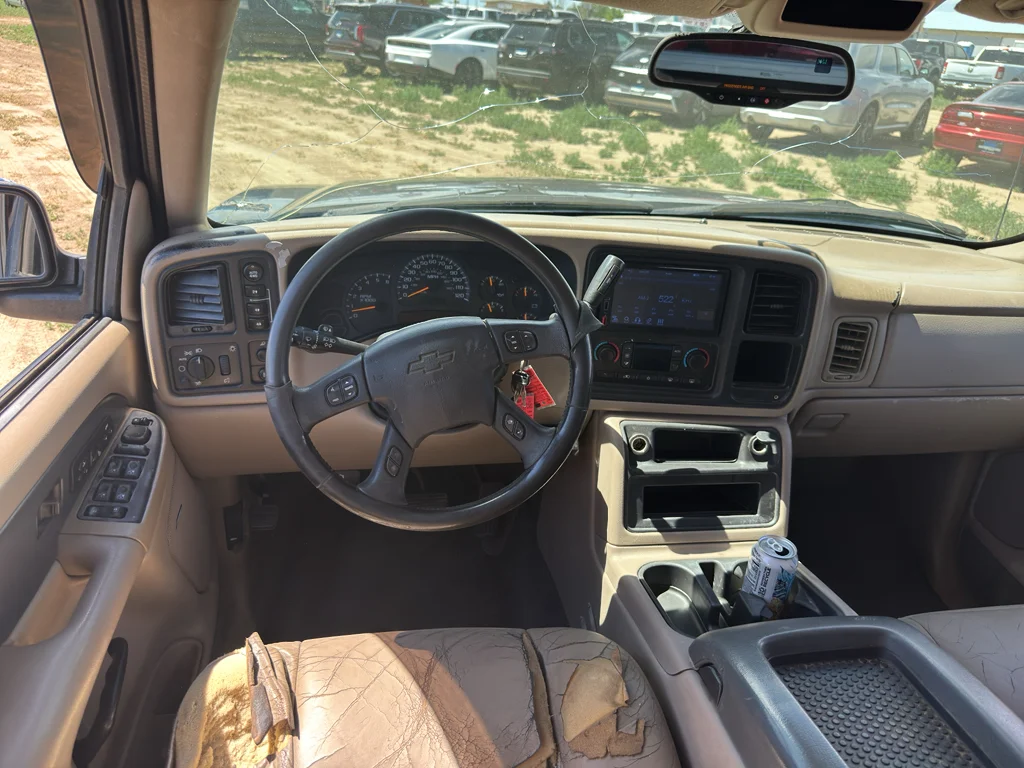 Used 2004 Bk Chevrolet Base image 9
