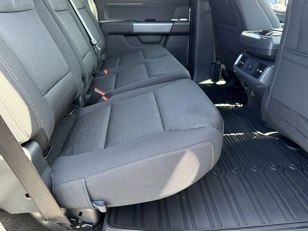 New 2026 Silver Ford XLT image 15