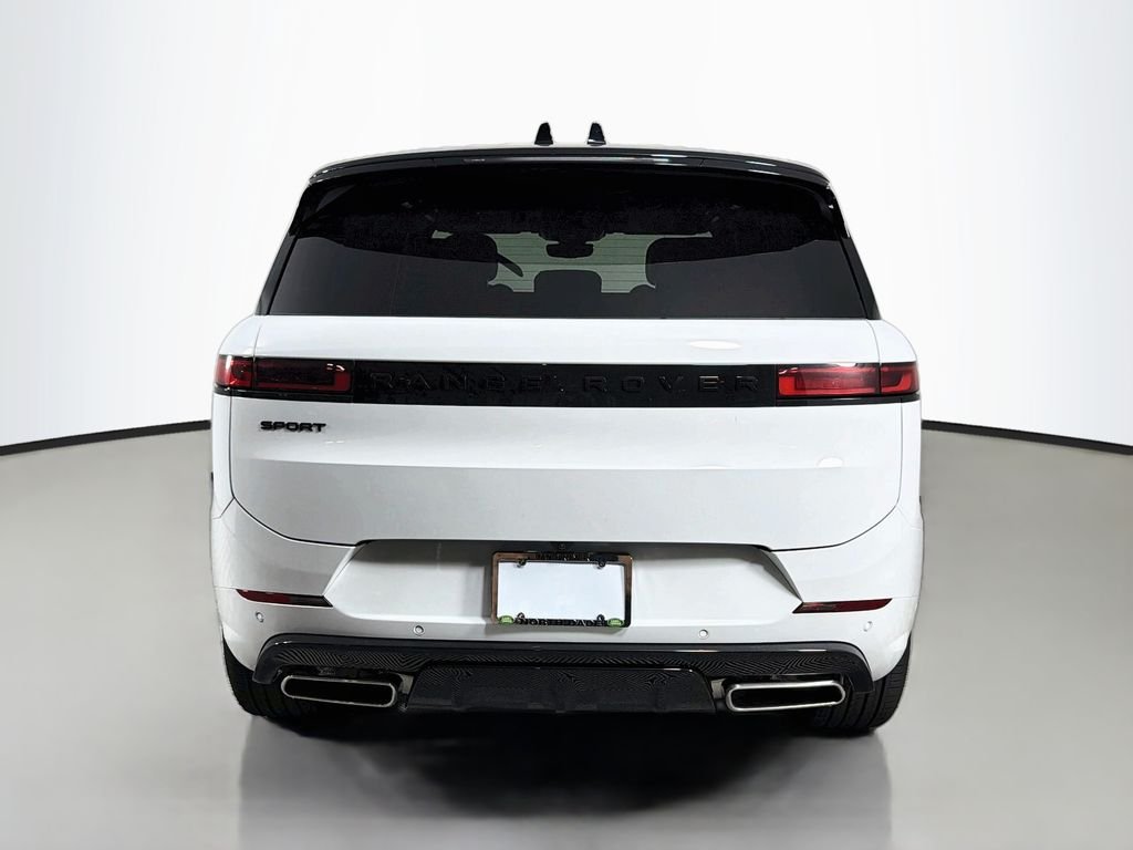 New 2027 Fuji White Land Rover Dynamic SE P400 image 6