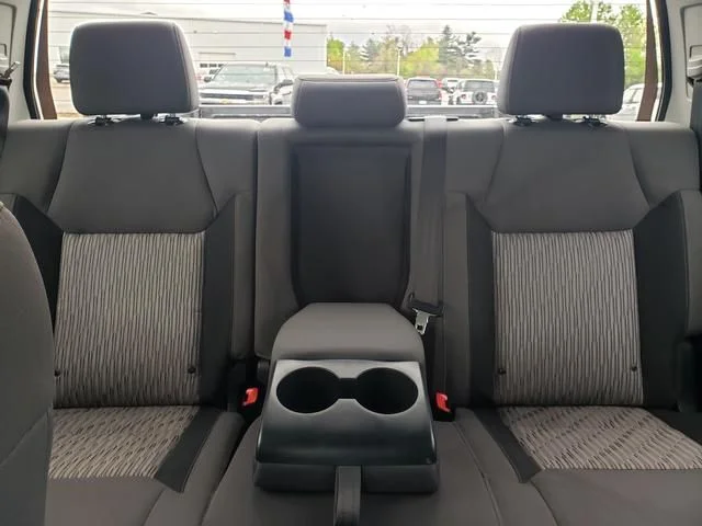 Used 2016 Black Toyota SR5 image 13