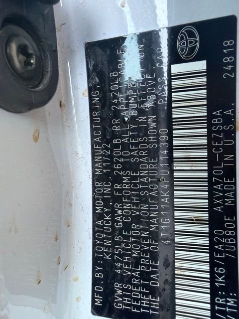 Used 2023 White Toyota SE image 12