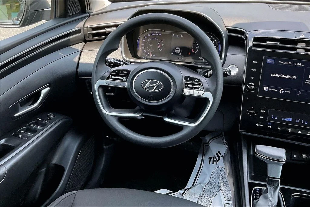 Used 2024 Gray Hyundai SEL image 17