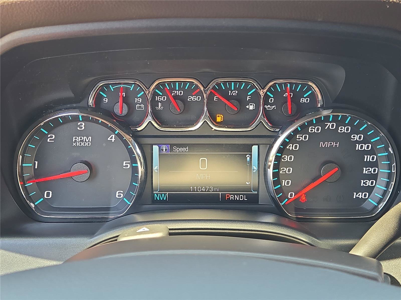Used 2018 White GMC SLT image 24