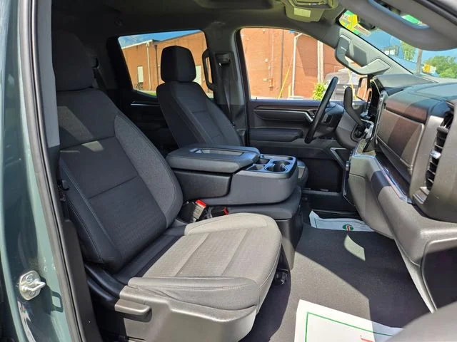 Used 2025 Gray Chevrolet LT image 21