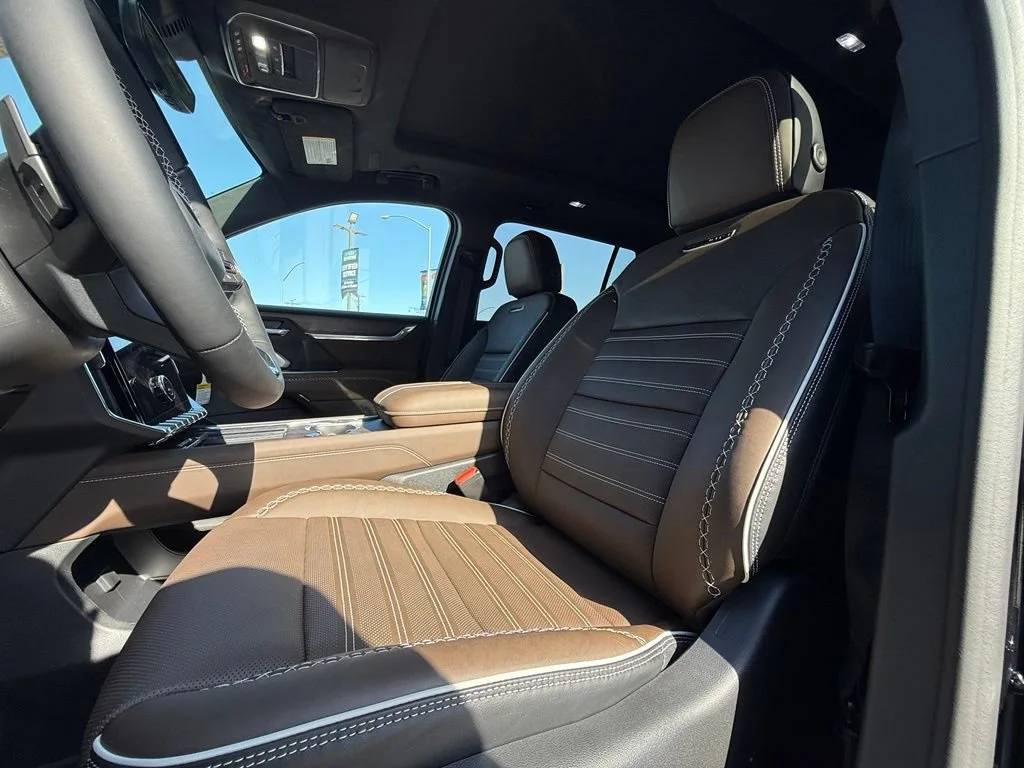 New 2026 Ebony Twilight Metallic GMC Denali Ultimate image 35