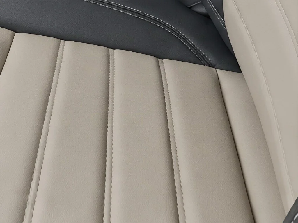 Used 2019 Gray Ford SEL image 19