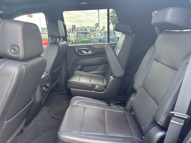 Used 2021 Black Chevrolet High Country image 34