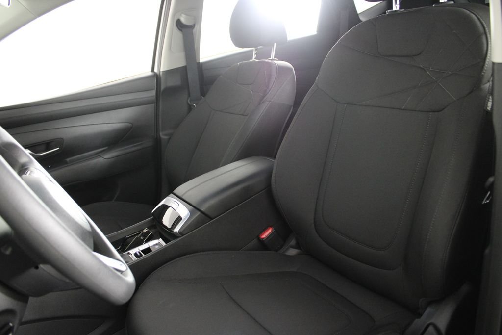 Certified Used 2026 White Hyundai SE image 19