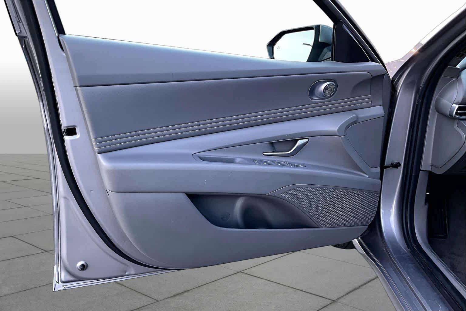 Used 2024 Ecotronic Gray Hyundai Limited image 21