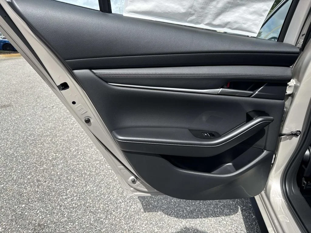 New 2026 Platinum Quartz Metallic Mazda 2.5 S Select Sport image 14
