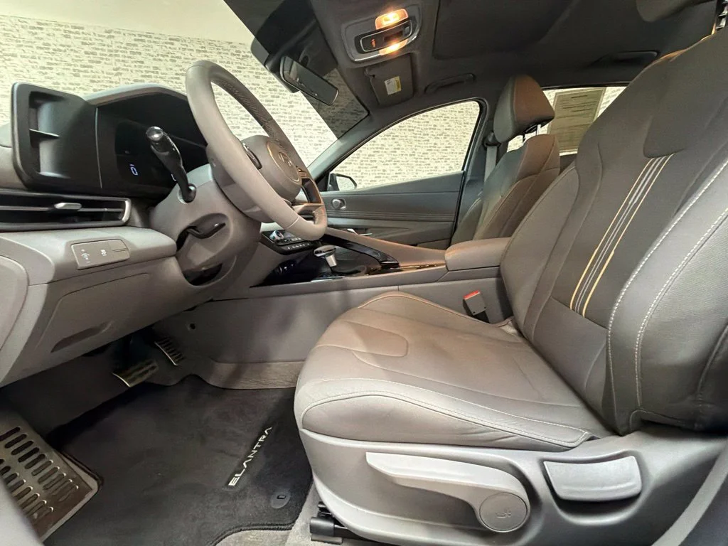 Used 2026 Serenity White Hyundai SEL Sport image 23