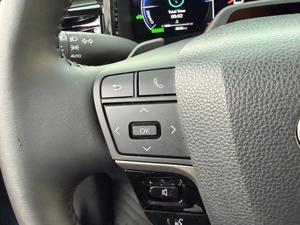 Used 2026  Toyota XSE image 24