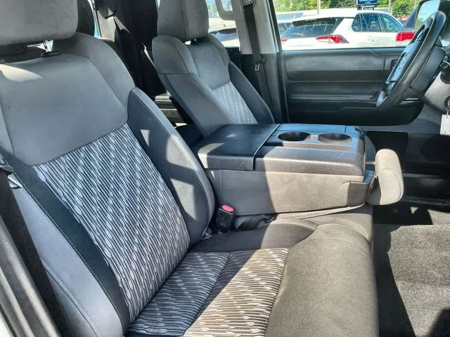 Used 2019 White Toyota SR image 25
