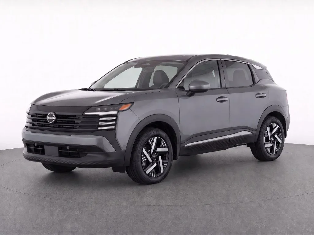 Used 2025 Gray Nissan SV image 2