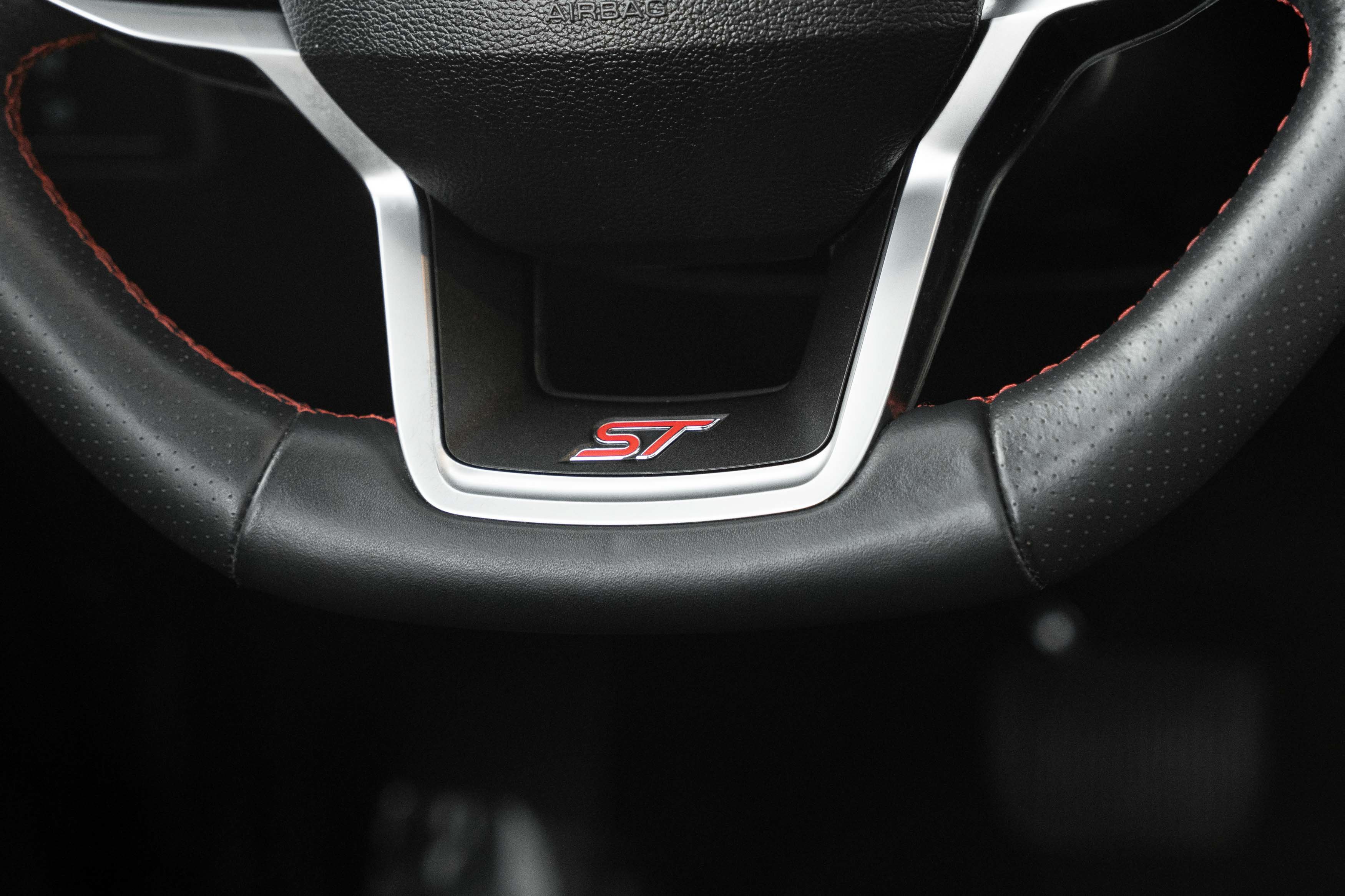 Used 2025 Carbonized Gray Metallic Ford ST image 10