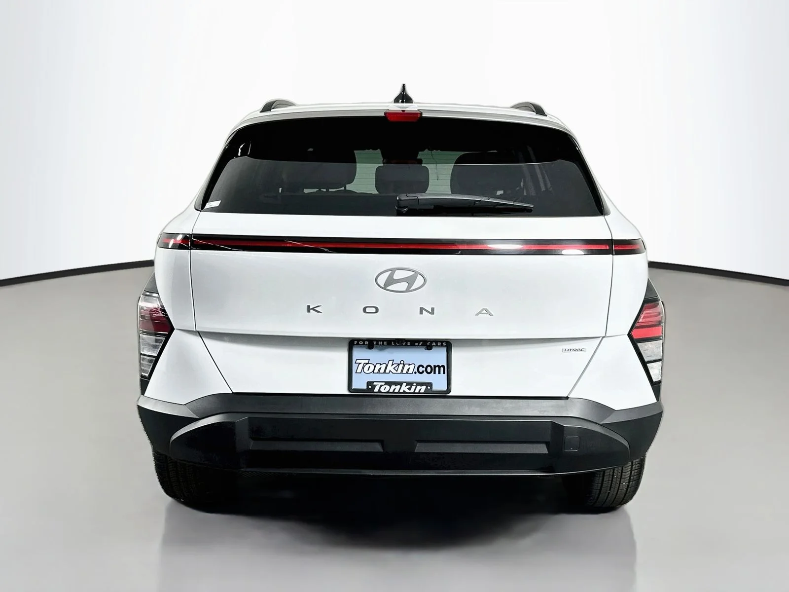 Used 2025 Atlas White Hyundai SEL image 6