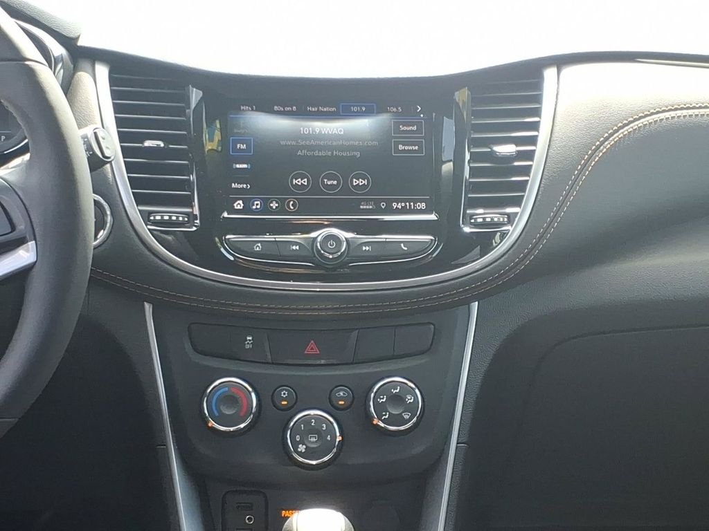Used 2022 Red Chevrolet LT image 19