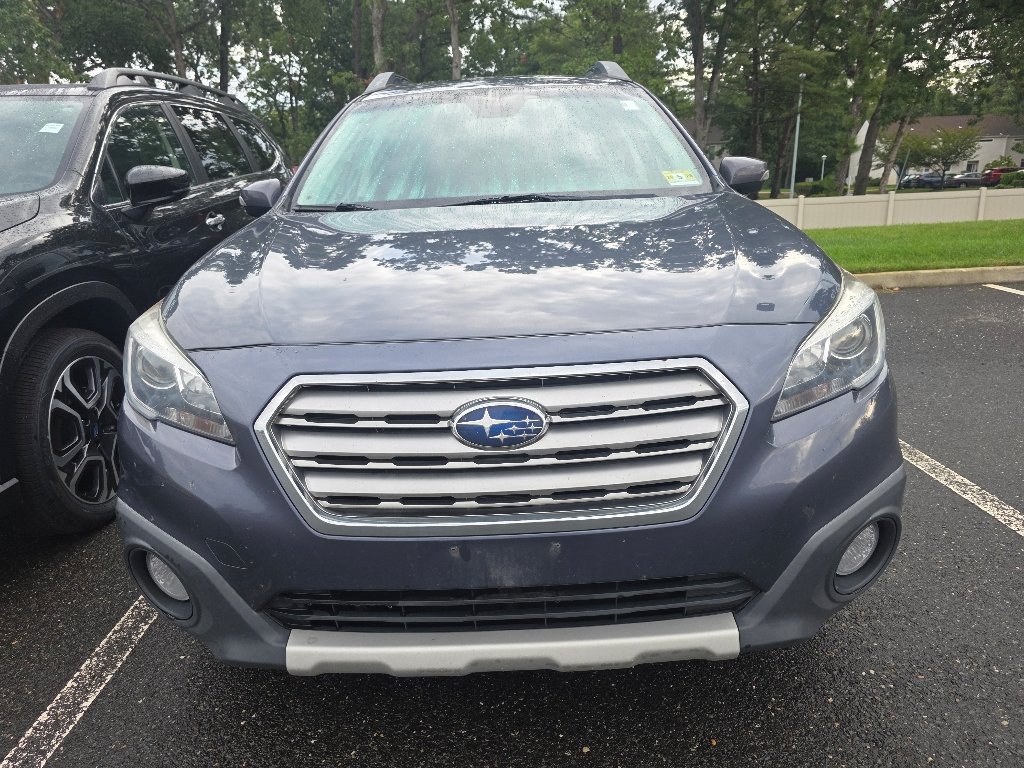 Used 2017 Carbide Gray Metallic Subaru 2.5i image 2