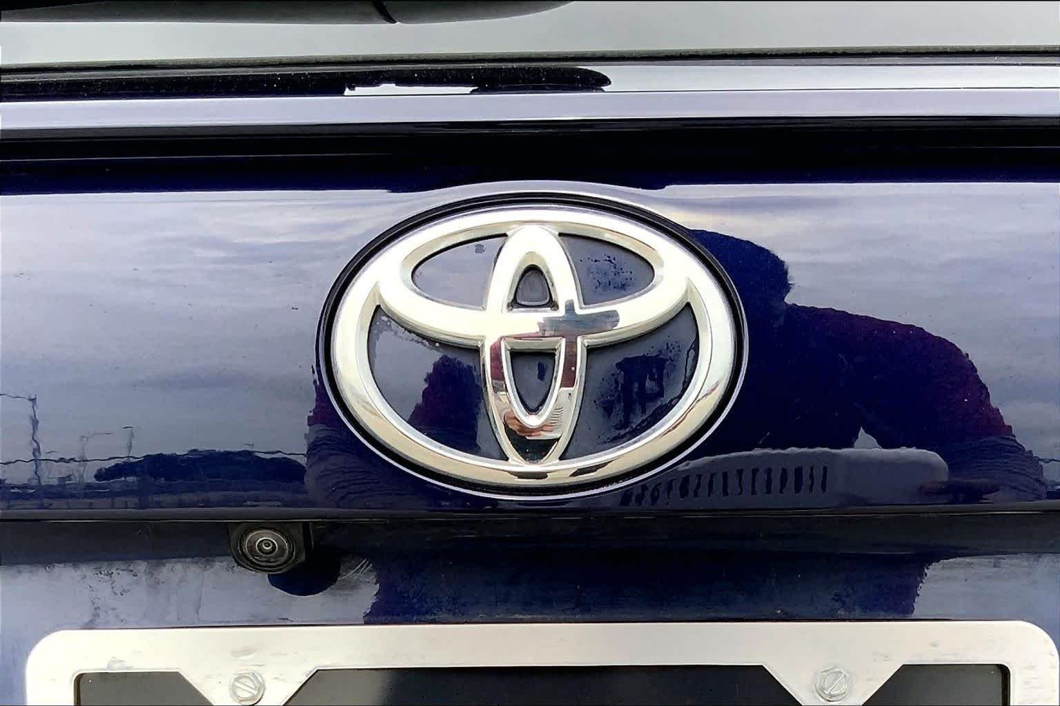 Used 2025 Blueprint Toyota XLE image 19