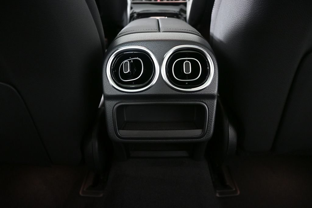 New 2026 Black Mercedes-Benz C 300 image 17