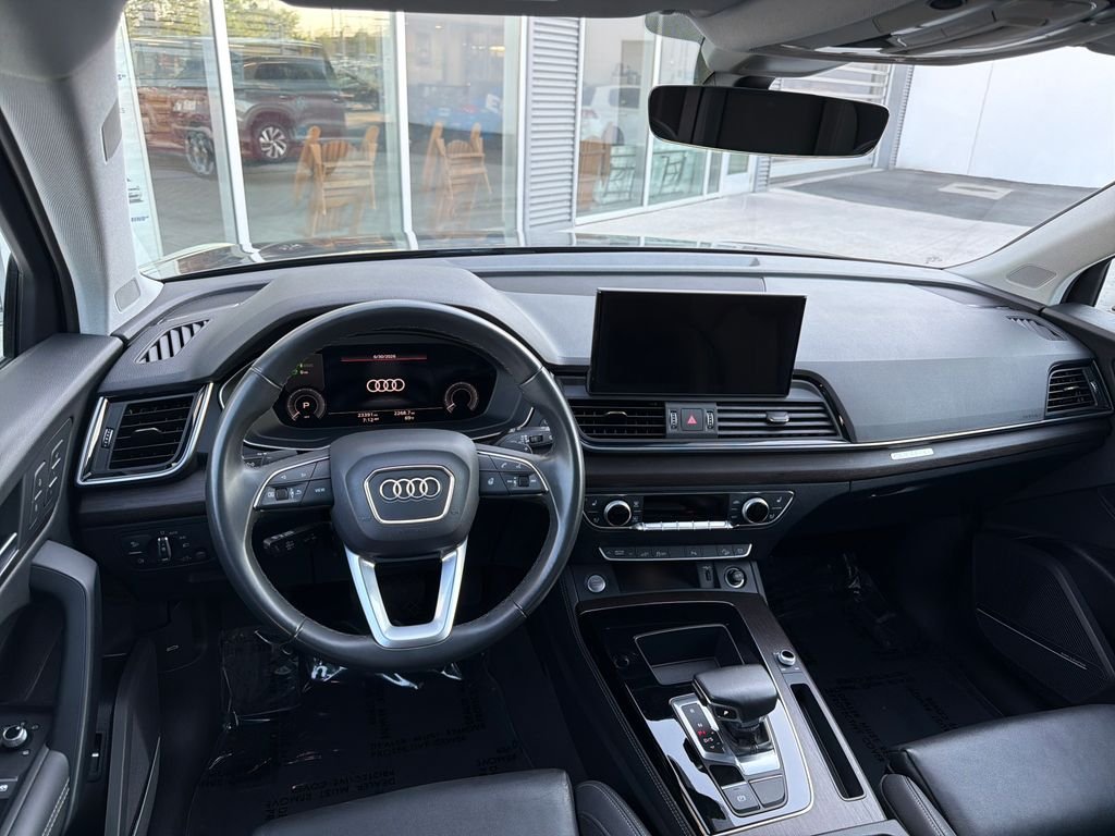 Used 2023 Daytona Gray Pearl Effect Audi 55 Premium Plus image 13