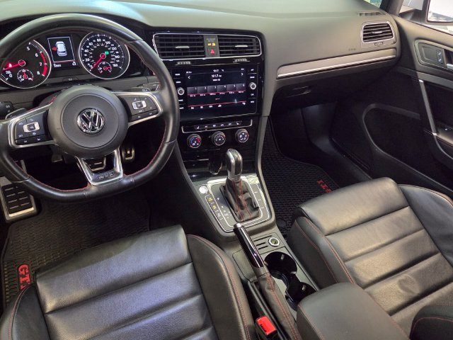 Used 2019  Volkswagen 2.0T SE image 15