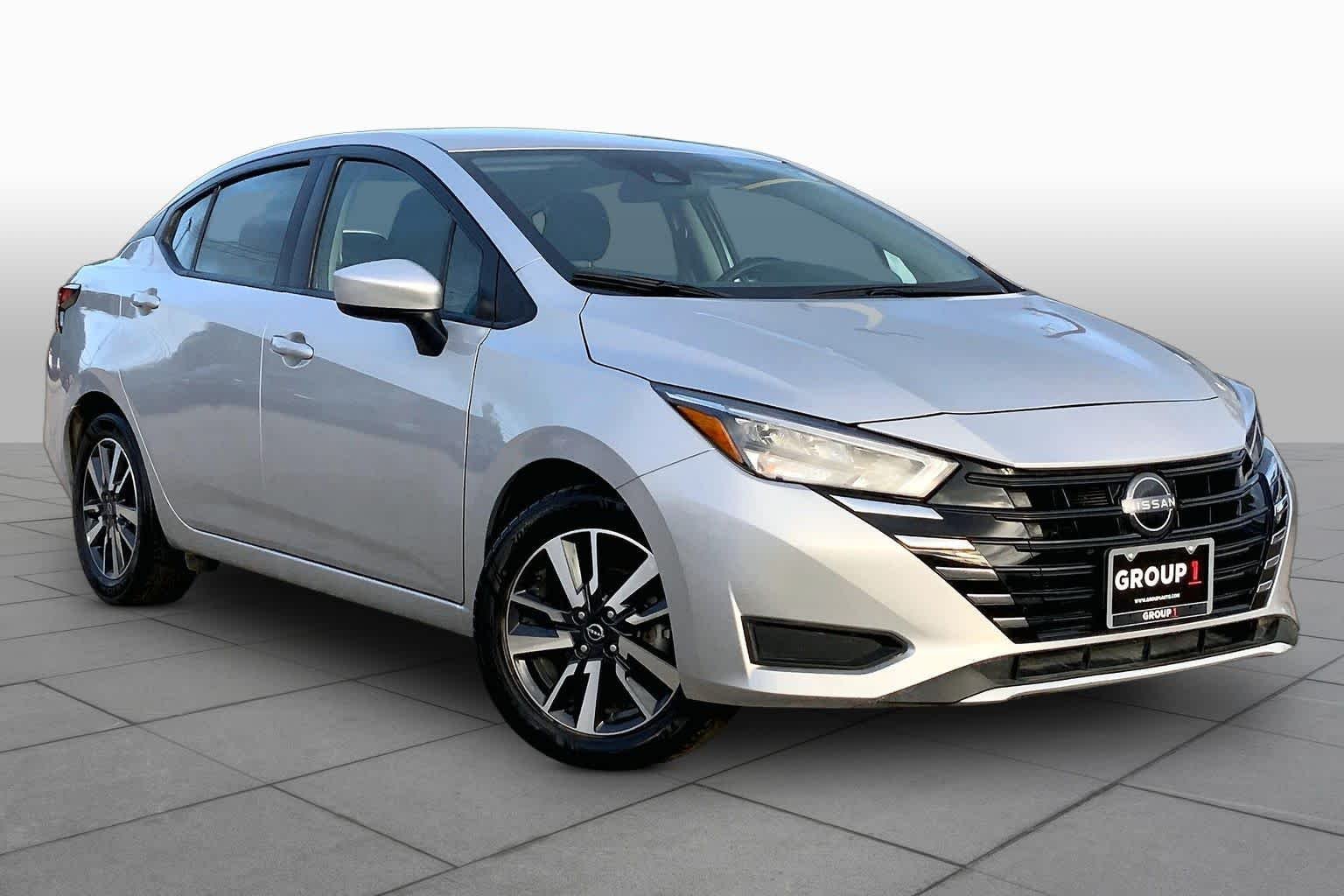 Used 2025 Brilliant Silver Metallic Nissan SV image 3