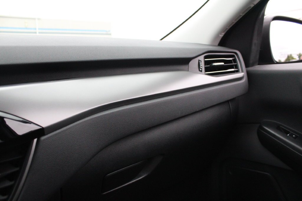 Used 2023 Vapor Blue Ford Active image 19