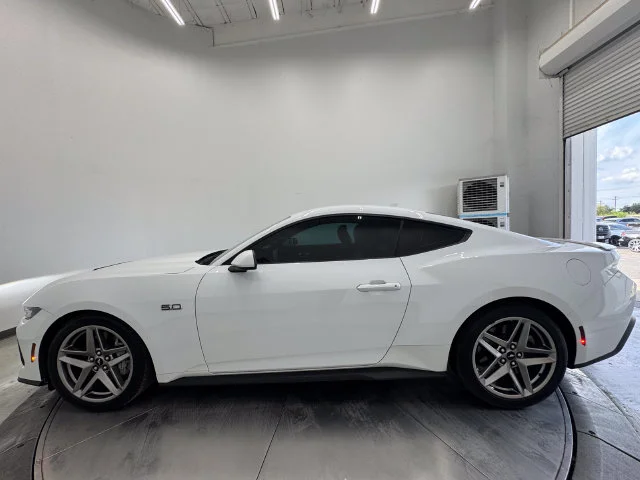 Used 2024 Oxford White Ford GT Premium image 16