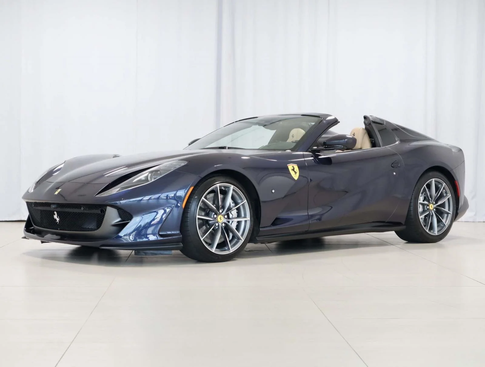 2023 Ferrari 812 -'s photo