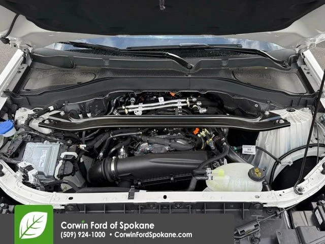 New 2026 Star White Metallic Tri-Coat Ford Platinum image 34