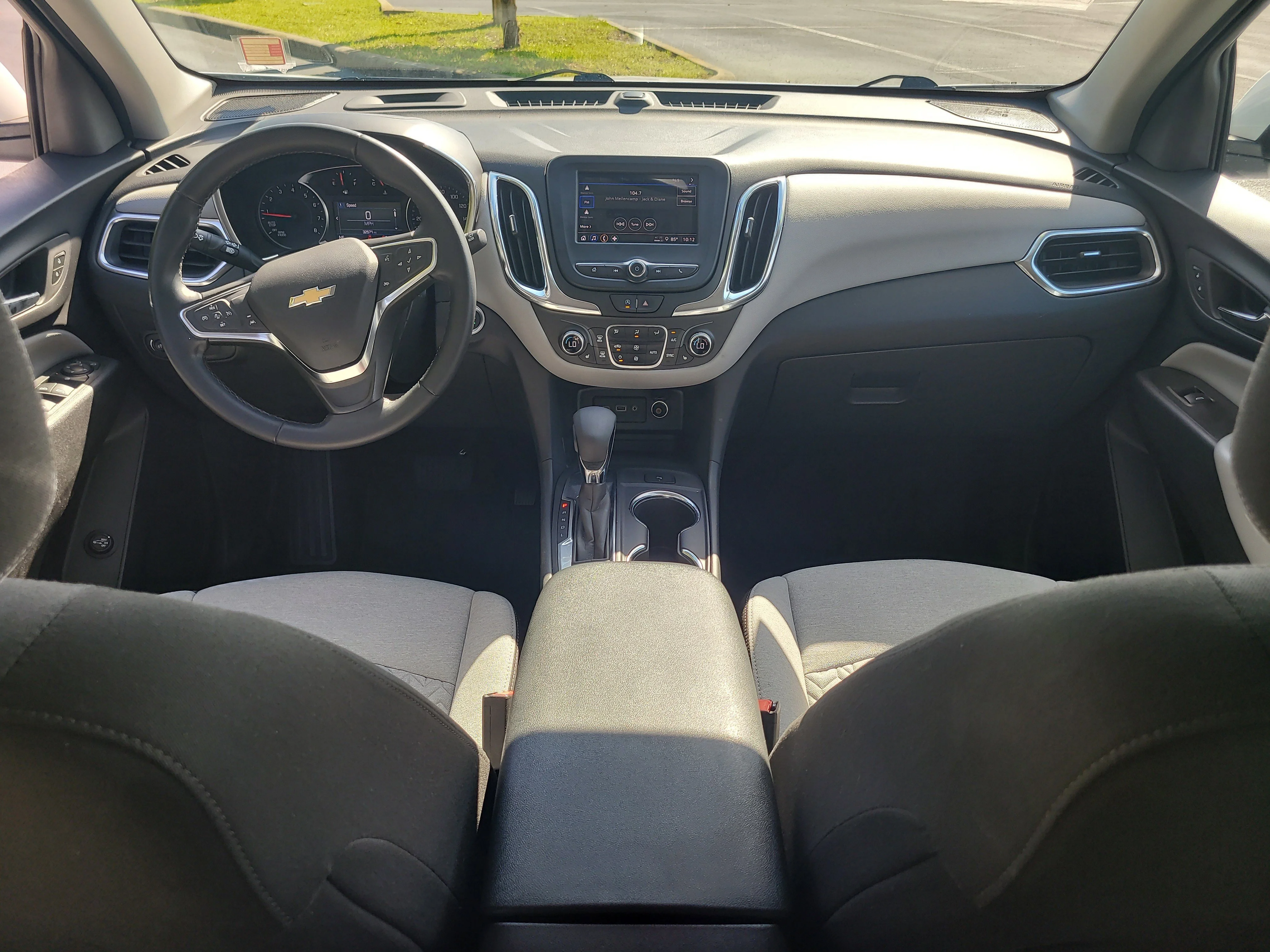 Used 2024 Summit White Chevrolet LT image 14