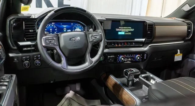 2026 Chevrolet Silverado 1500 High Country - Photo 12