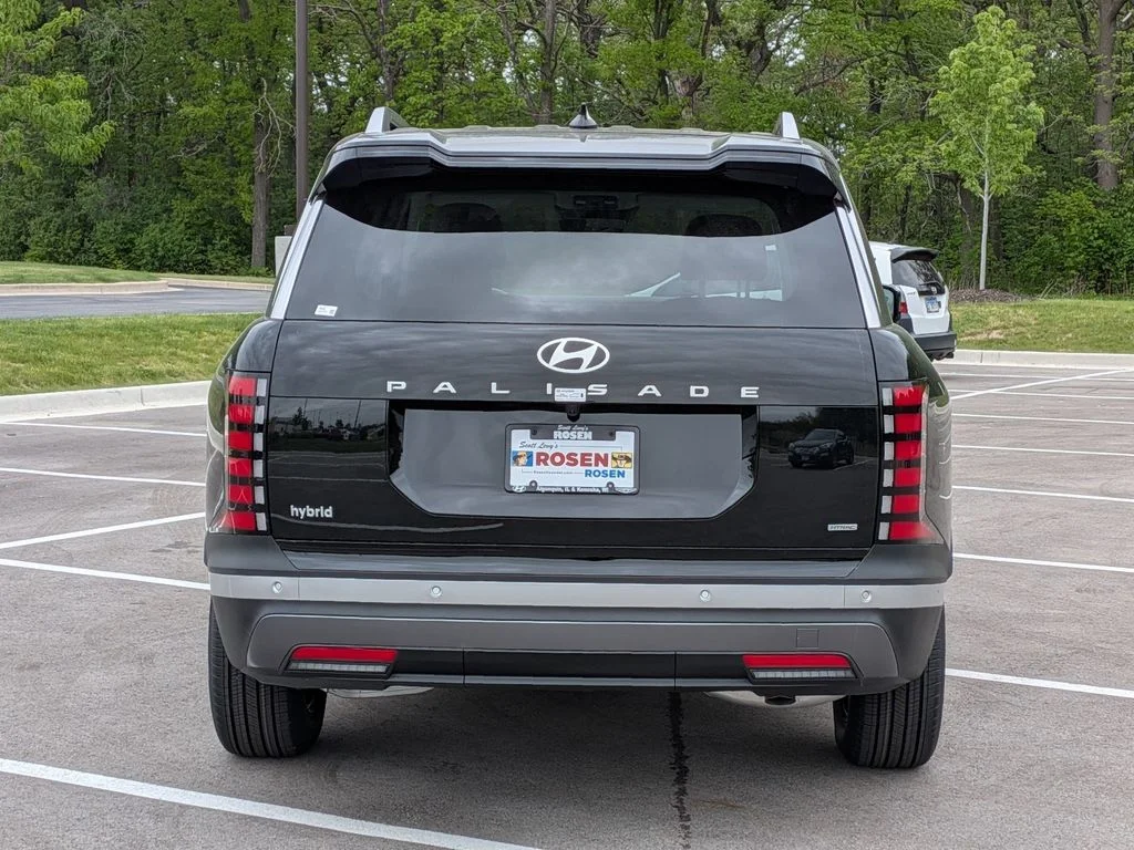 New 2026 Black Hyundai SEL Premium image 6