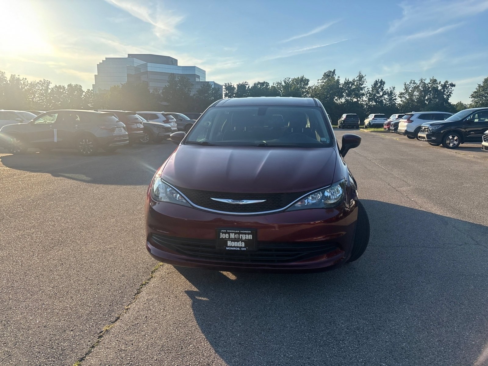Used 2017 Velvet Red Pearlcoat Chrysler Touring image 15
