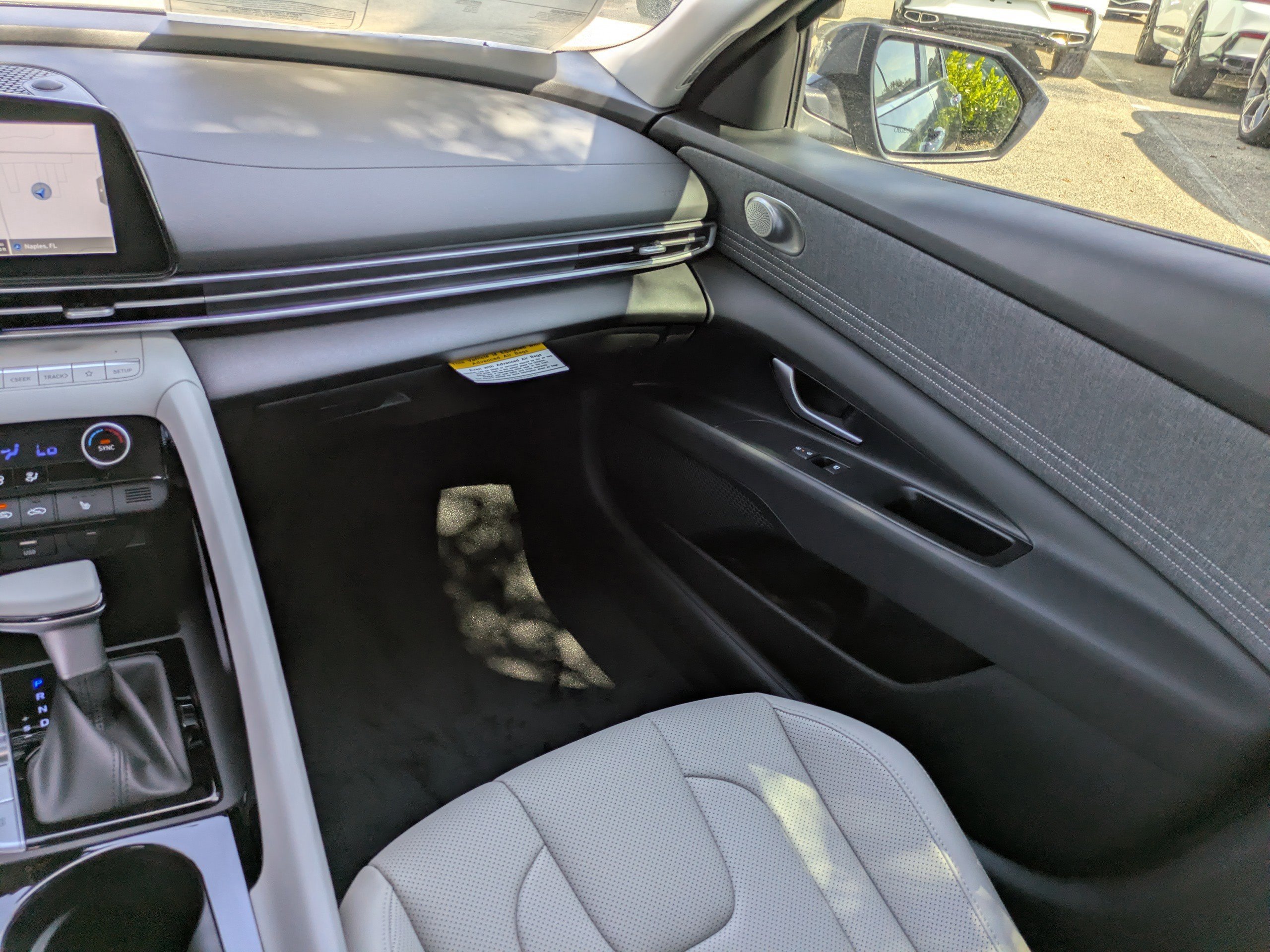 New 2026 Ecotronic Gray Hyundai Limited image 13