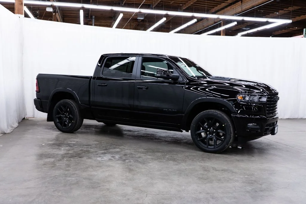 2026 RAM 1500 Laramie 4x4 Crew Cab 5'7's photo