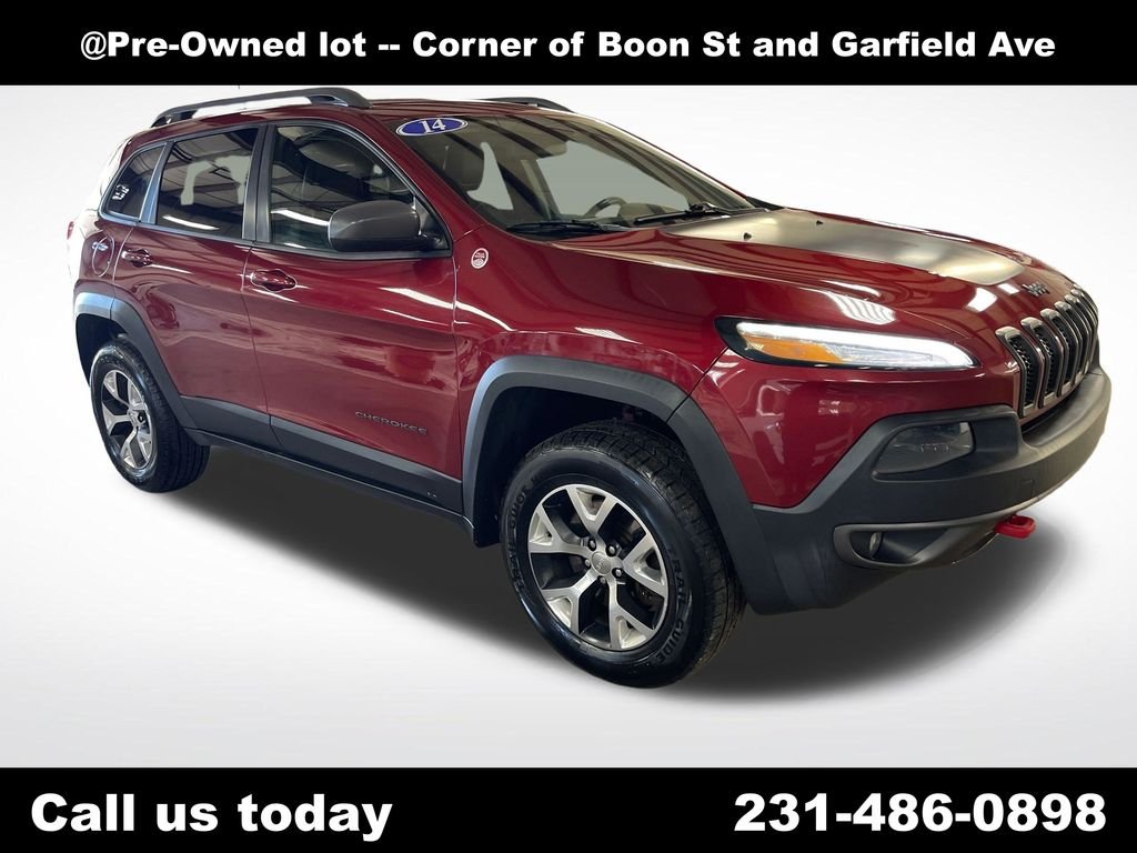 Used 2014 Red Jeep Trailhawk image 7