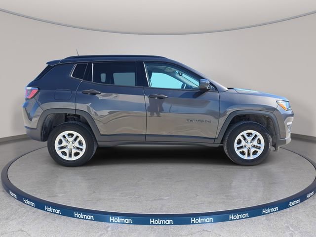 Used 2018 Gray Jeep Sport image 5