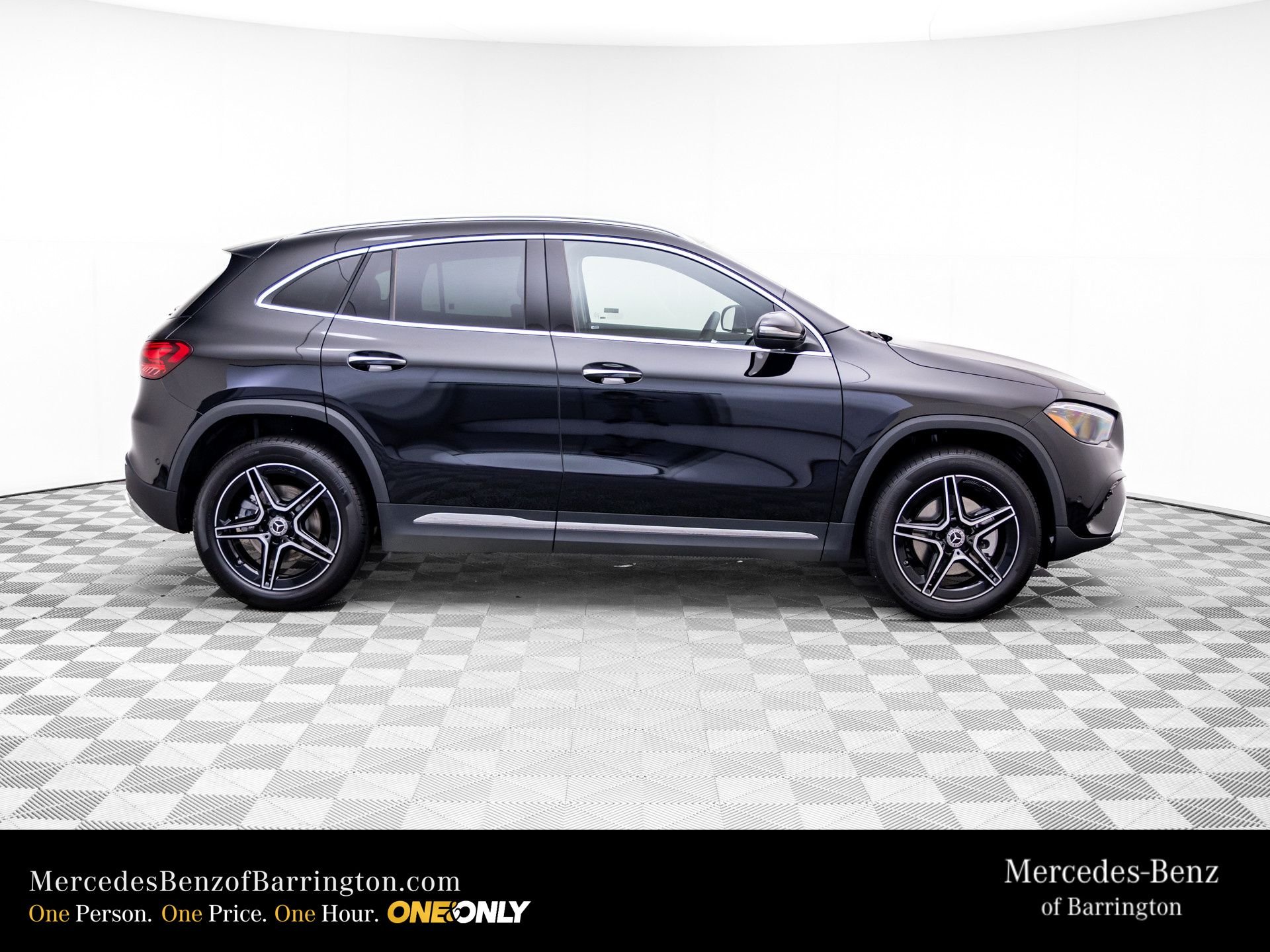 New 2026 Night Black Mercedes-Benz GLA 250 image 7