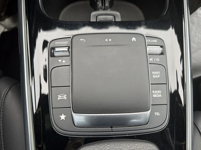 Used 2023  Mercedes-Benz GLA 250 image 18