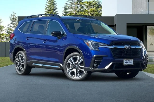 New 2026 SAPPHIRE BLUE PEARL Subaru Limited 8-Passenger image 2