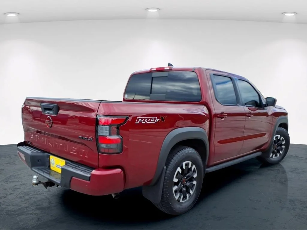 Used 2024 Red Nissan PRO-X image 8