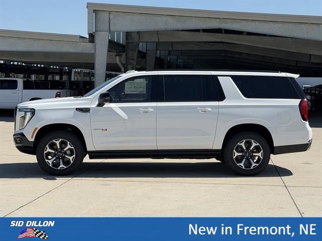 New 2026 Summit White GMC AT4 image 9
