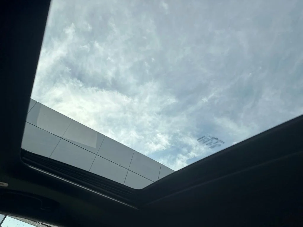 Used 2021 Silver Jeep Limited image 15