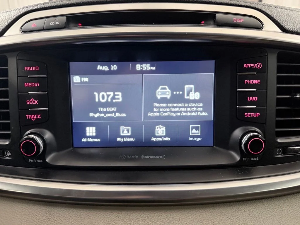 Used 2017 Snow White Pearl Kia EX image 16
