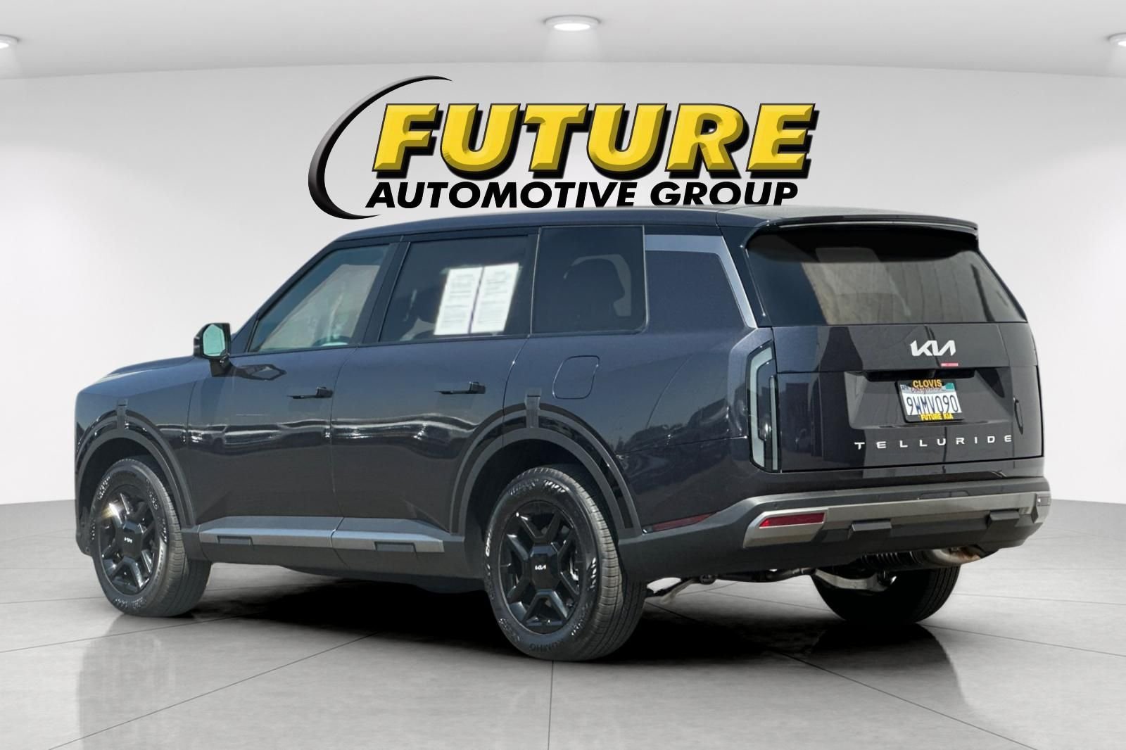 Used 2027 Gray Kia LX image 6