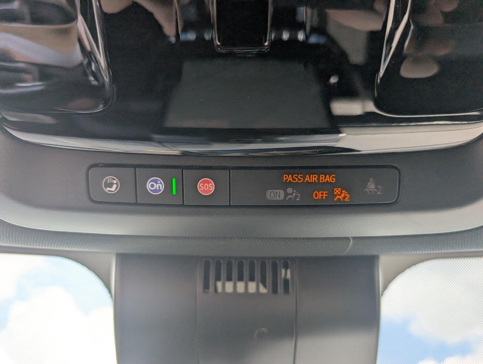 2026 GMC Yukon AT4 - Photo 21