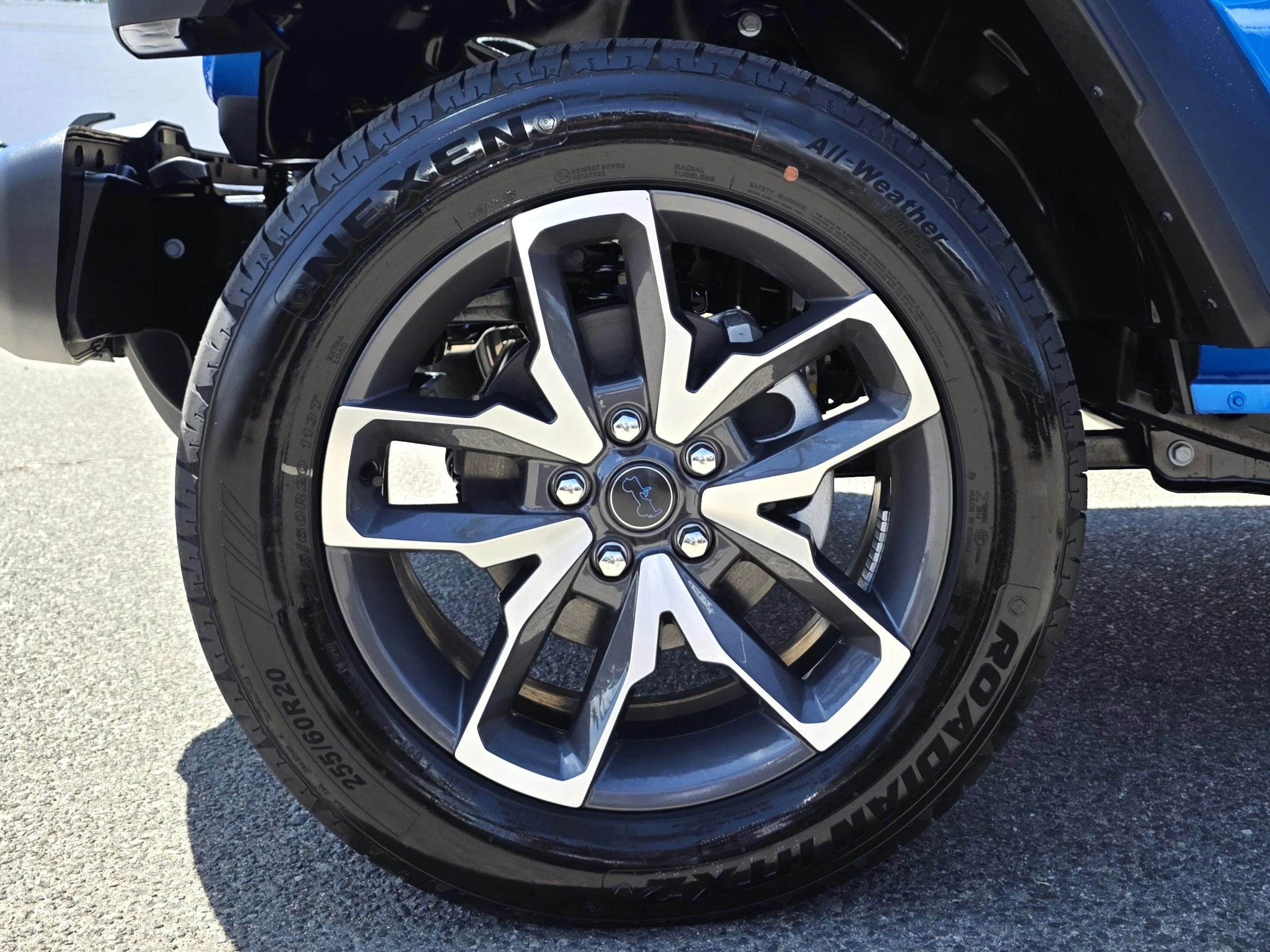 New 2025 Blue Pearl Jeep Sport S 4xe image 8