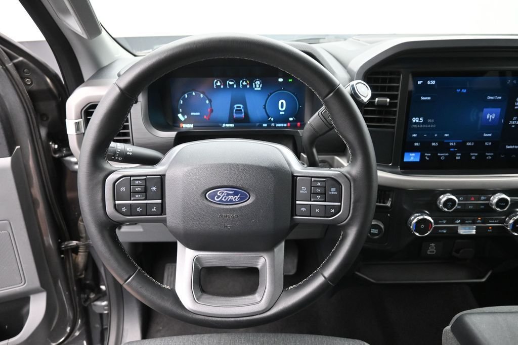Used 2025 Gray Ford XLT image 27